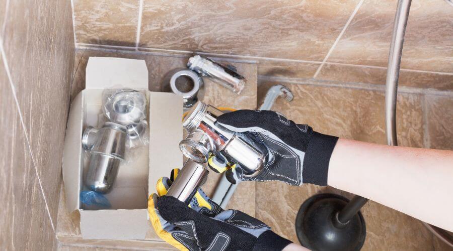 Expert Emergency Roof Repairs services in Amazonia, MO